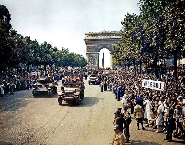 Освобождения Парижа в августе 1944 года